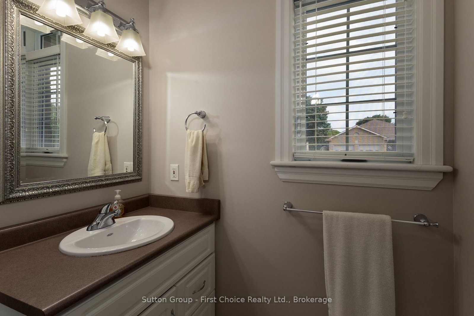 123 Long Drive • Stratford, ON photo 32