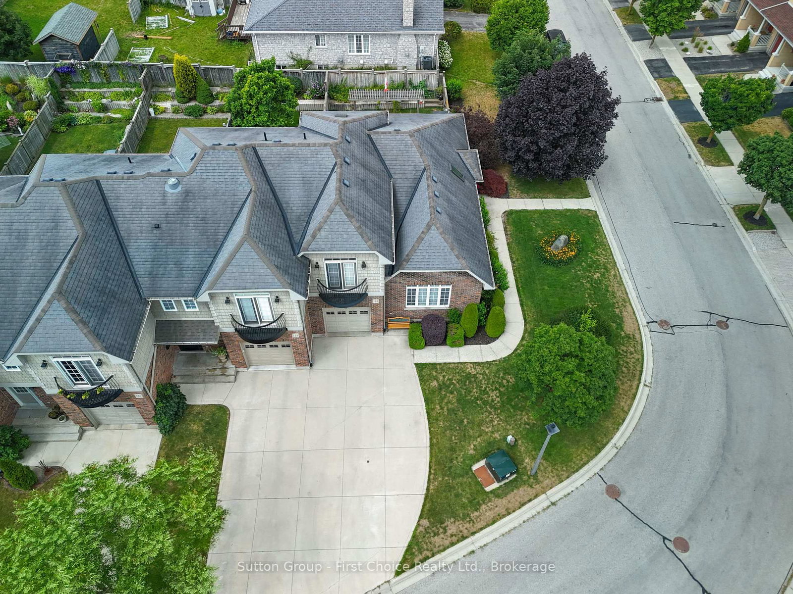 123 Long Drive • Stratford, ON photo 6