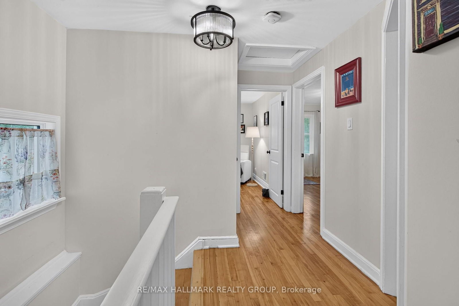 2110 Blossom Drive • Ottawa, ON photo 18