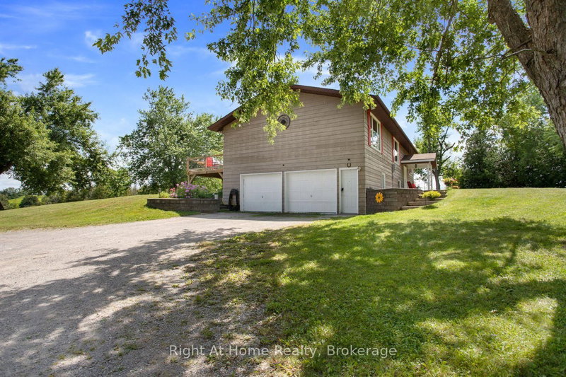 34 Birch Point Road