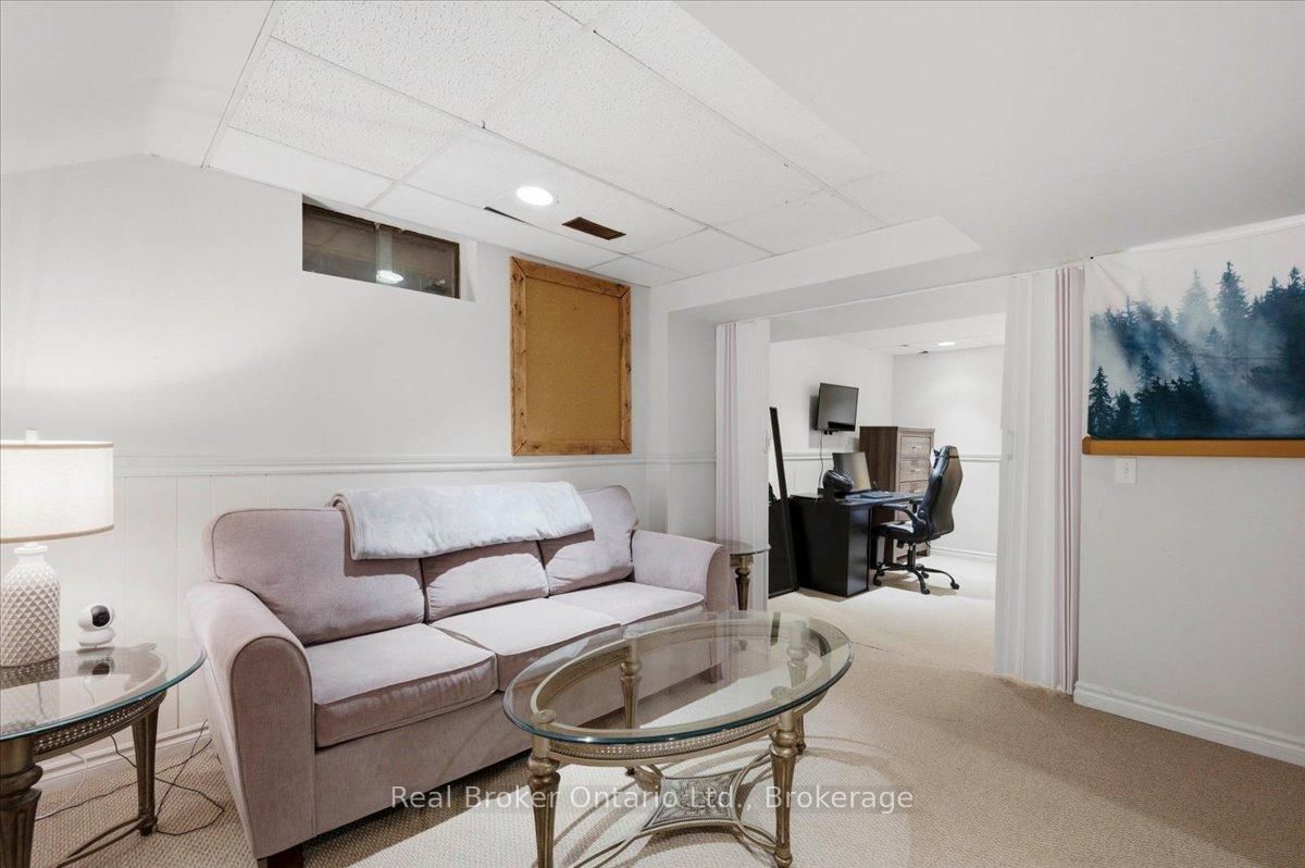Listing Image 35