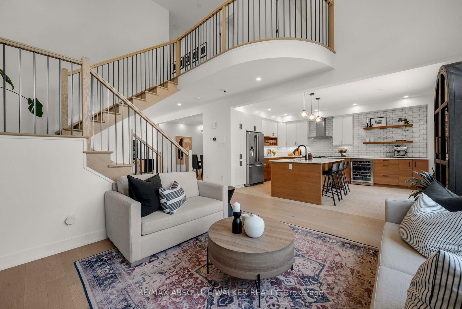104 Heirloom Street • Ottawa, ON photo 10