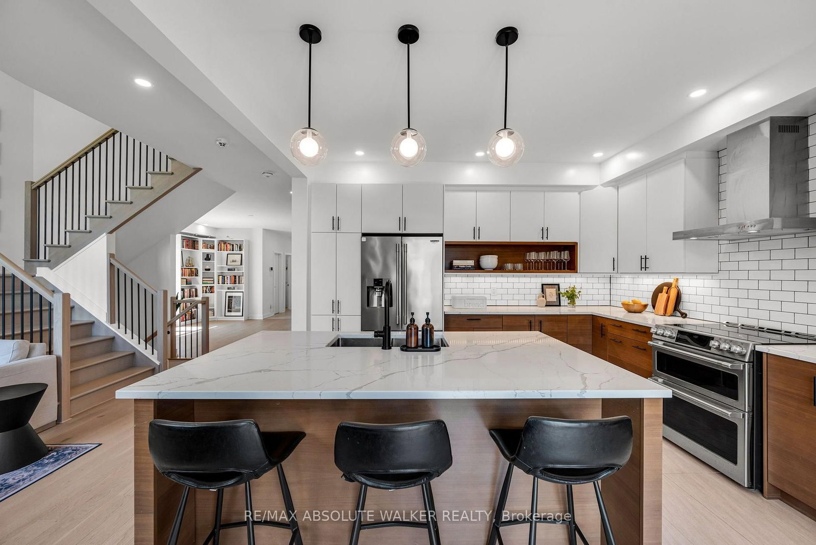 104 Heirloom Street • Ottawa, ON photo 13