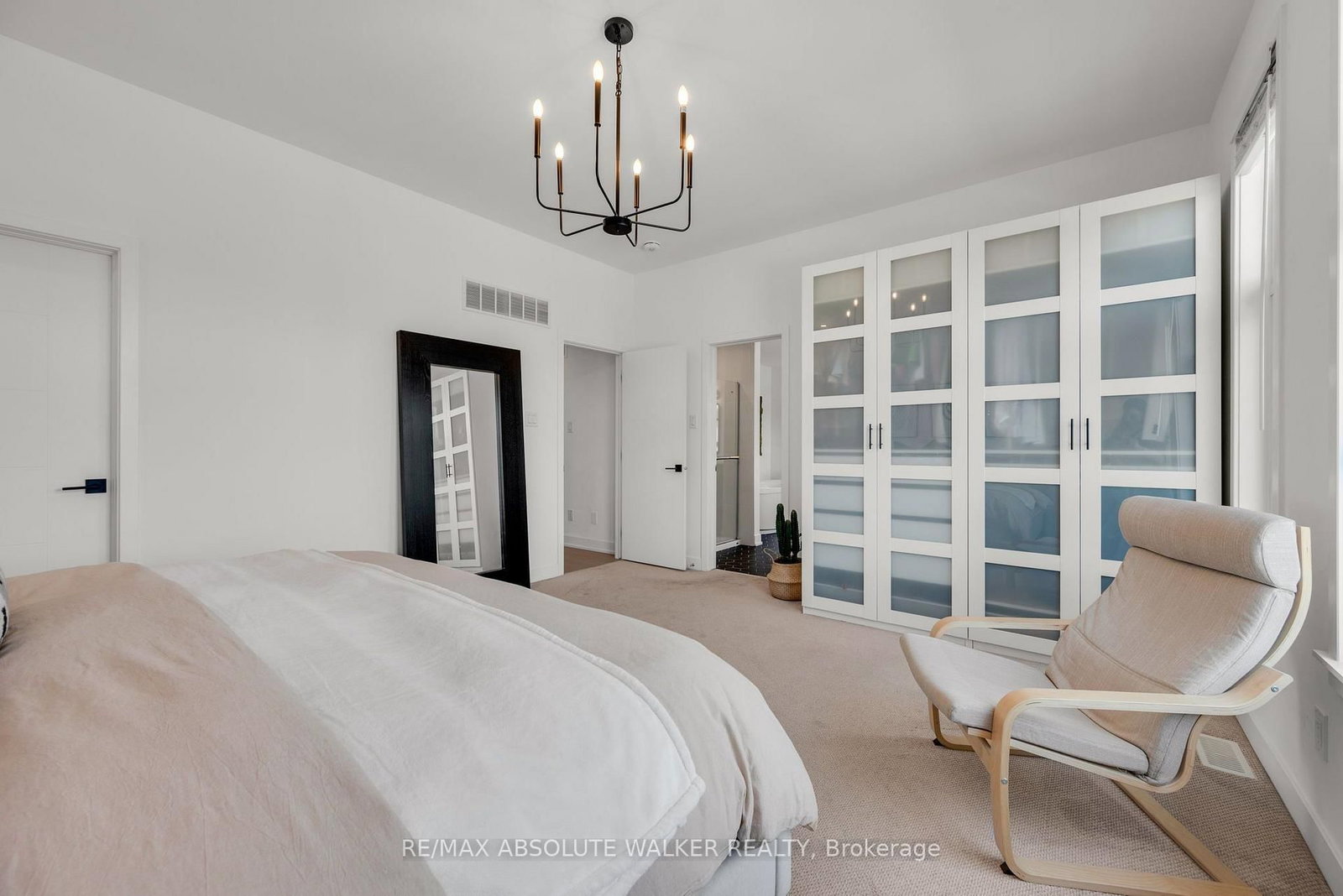 104 Heirloom Street • Ottawa, ON photo 19