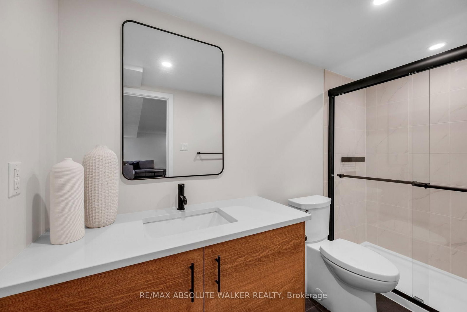 104 Heirloom Street • Ottawa, ON photo 30