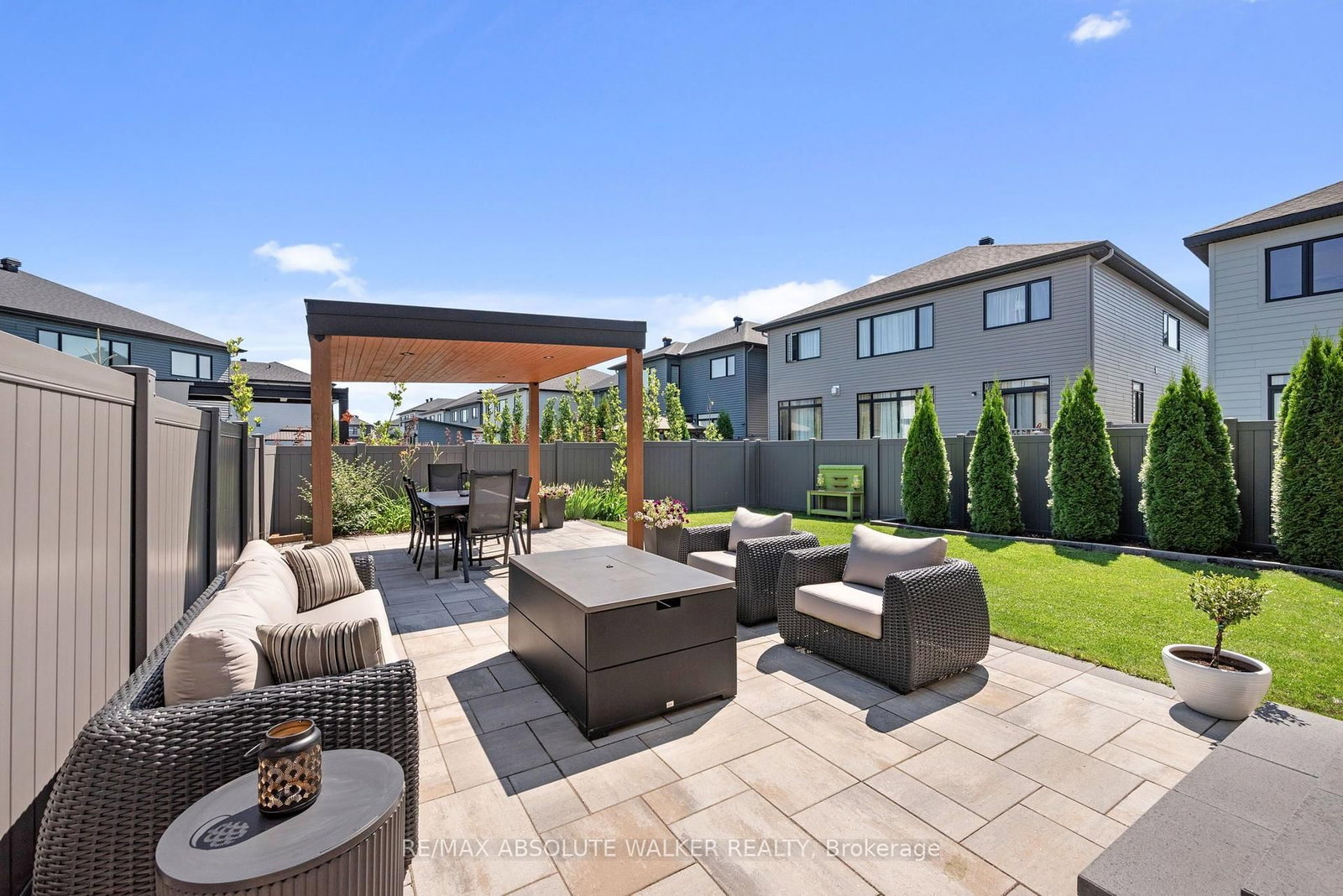 104 Heirloom Street • Ottawa, ON photo 31