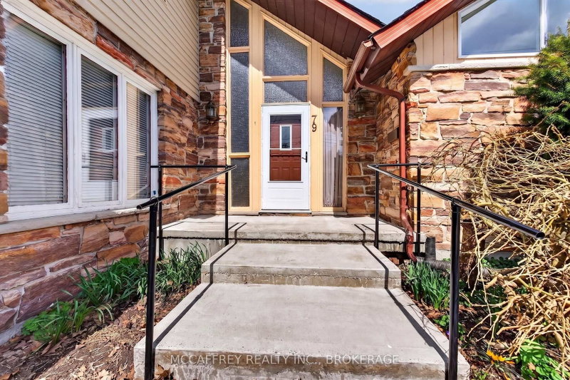 79 River Road