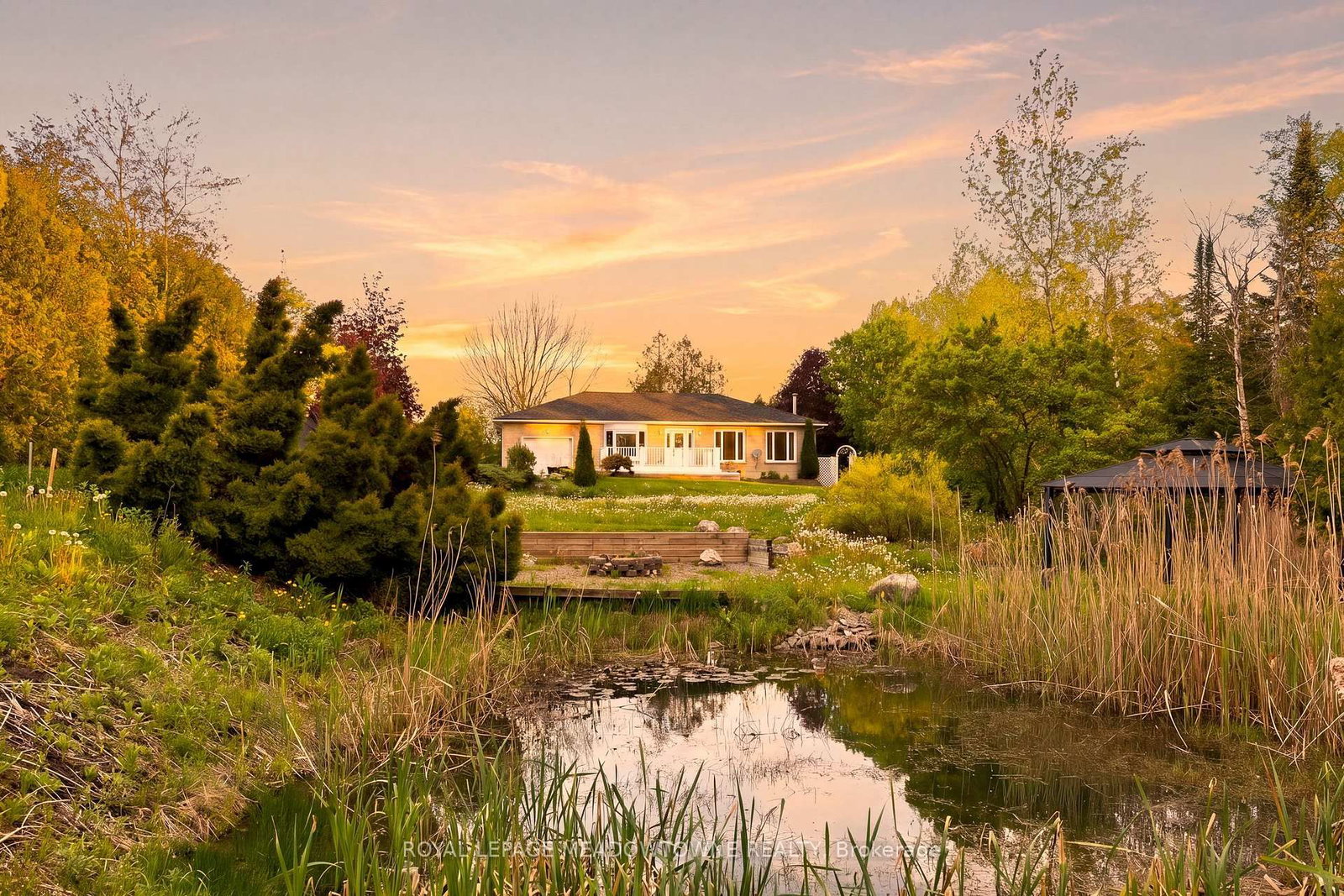 9078 Wellington Rd 124 • Erin, ON photo 1