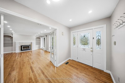 9078 Wellington Rd 124 • Erin, ON photo 6