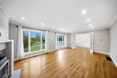9078 Wellington Rd 124 • Erin, ON photo 9