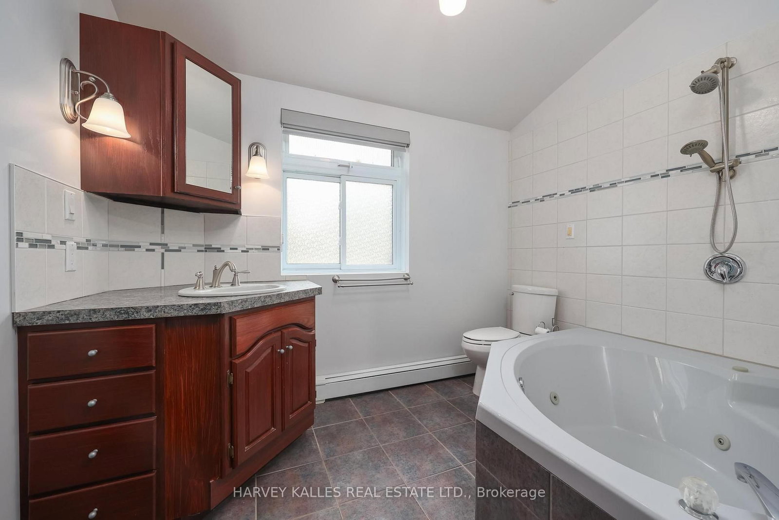 431 Victoria Beach Road • Cramahe, ON photo 24