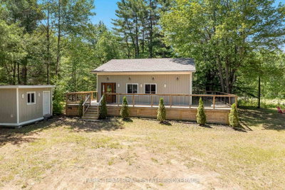 Detached House for sale at 1226 Baseline Road, Gravenhurst, Ontario, P0E 1N0 - Morrison - MLS: X13633606