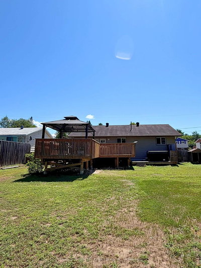 940 Lily Street • Mattawa, ON photo 3
