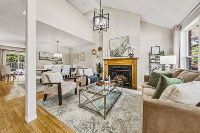 20 Kitty Murray Lane • #23 • Hamilton, ON photo 2