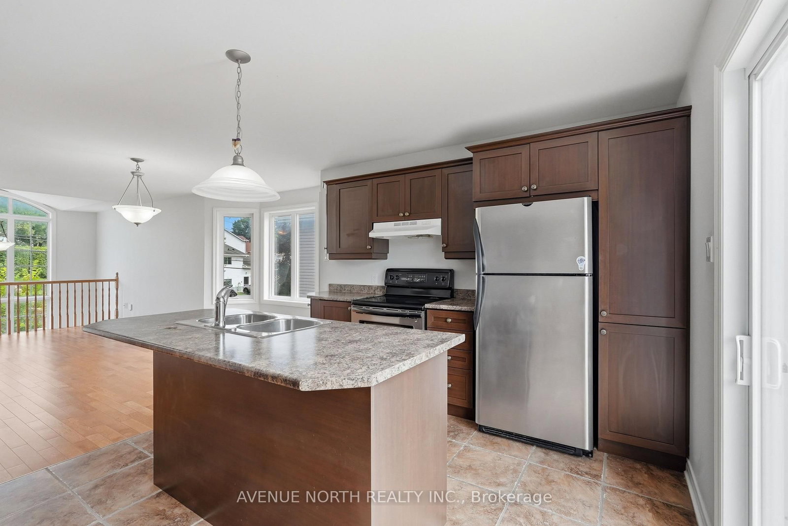 2101 Catherine Street • Clarence-Rockland, ON photo 14