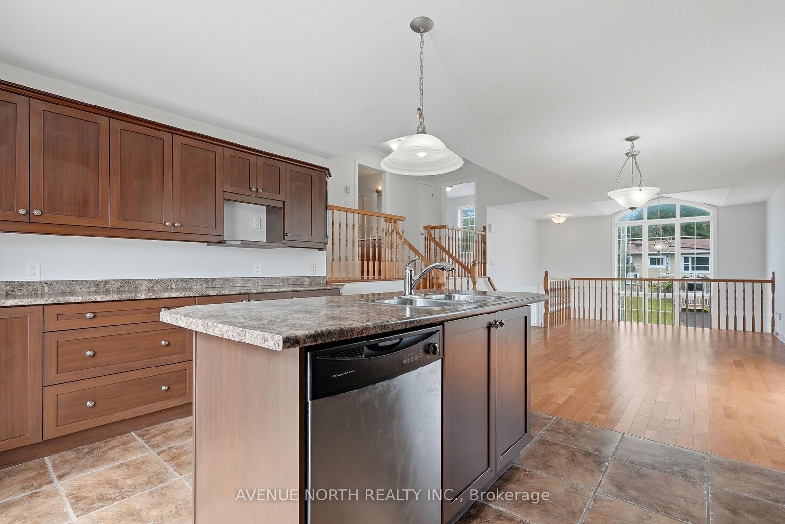 2101 Catherine Street • Clarence-Rockland, ON photo 15