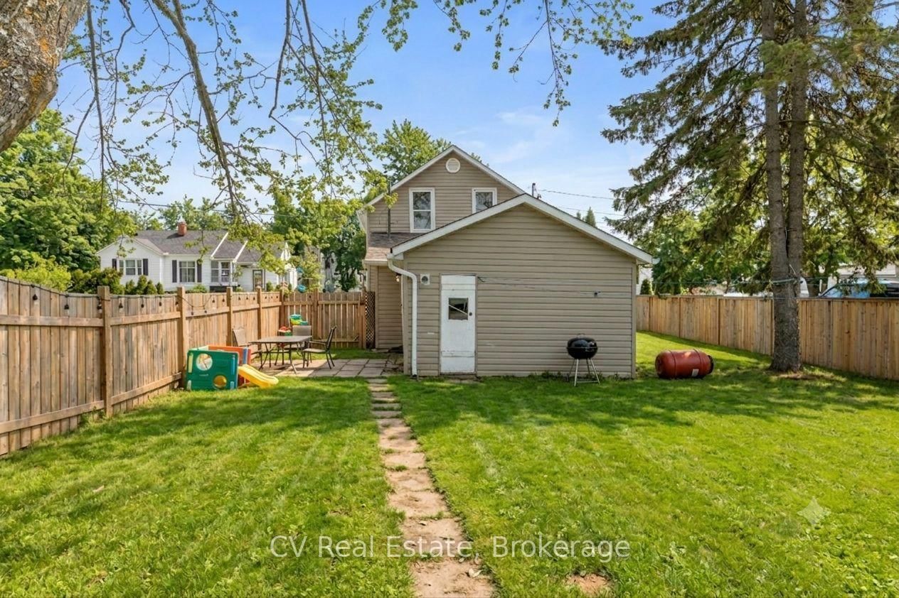 33 John Street • Kawartha Lakes, ON photo 21