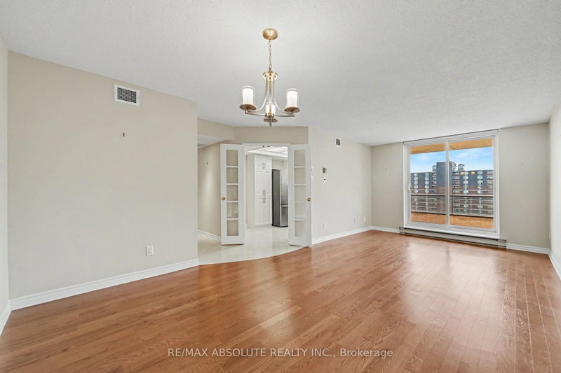 1208 - 1705 Playfair Drive