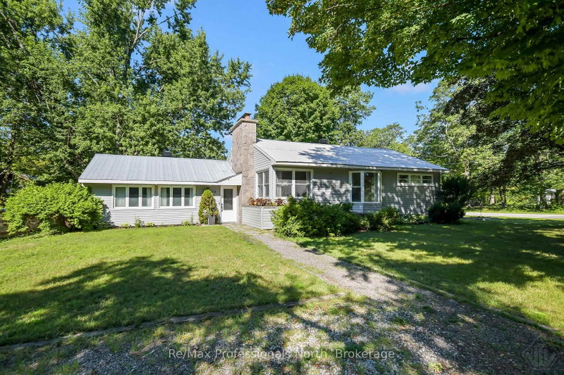 775 MUSKOKA BEACH Road