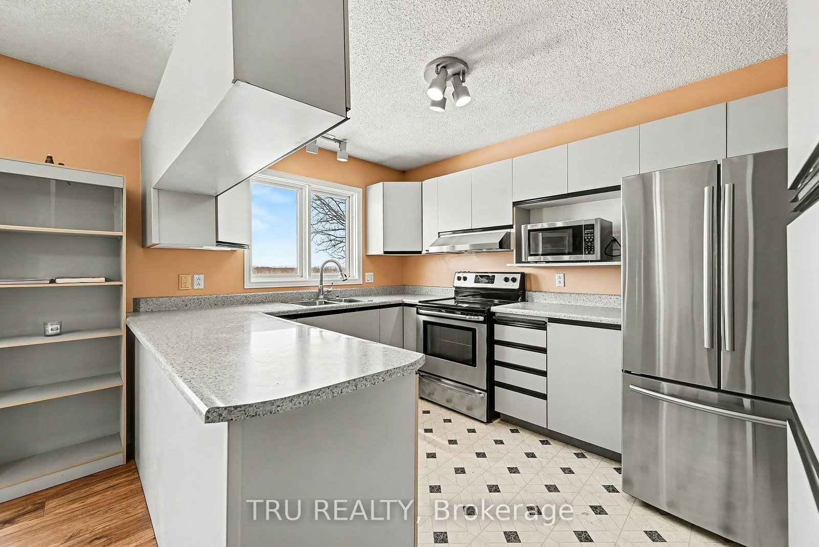 3717 Prudhomme Road • Alfred and Plantagenet, ON photo 10