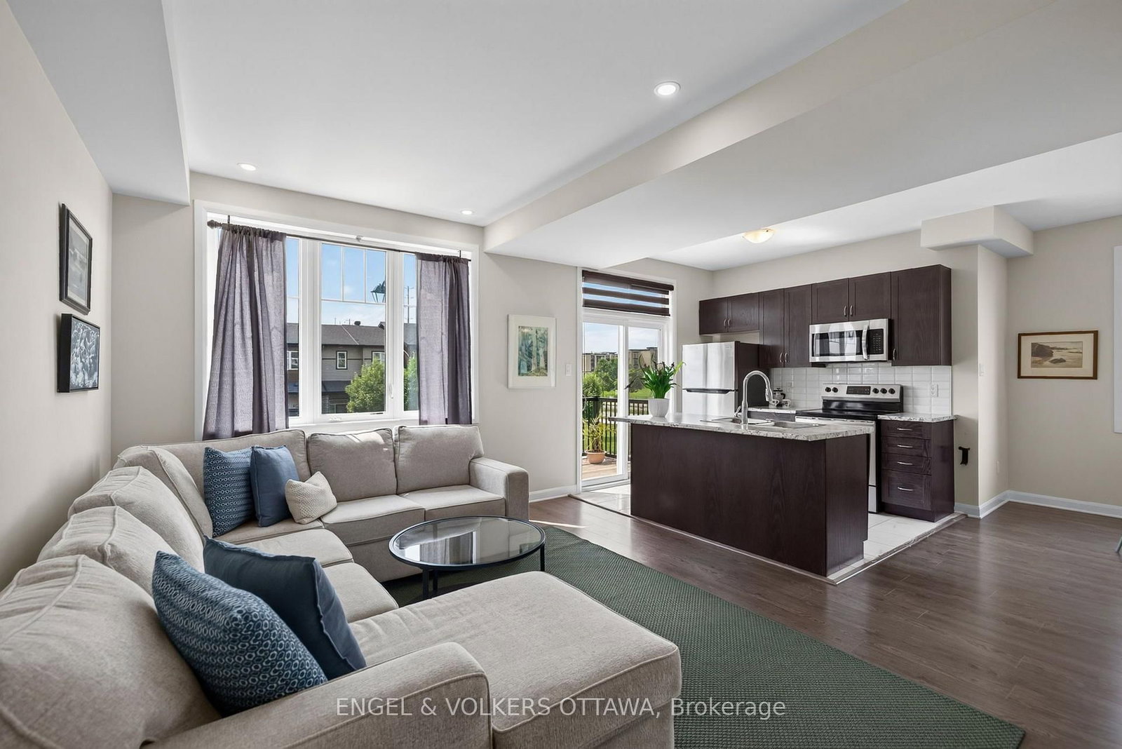 547 Clemency Crescent • Ottawa, ON photo 10