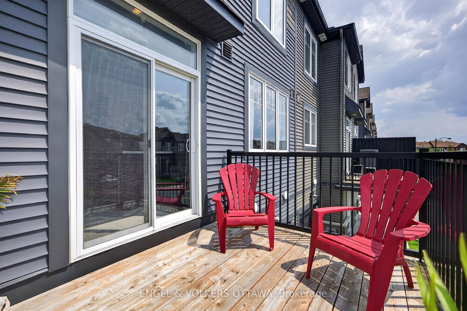 547 Clemency Crescent • Ottawa, ON photo 16
