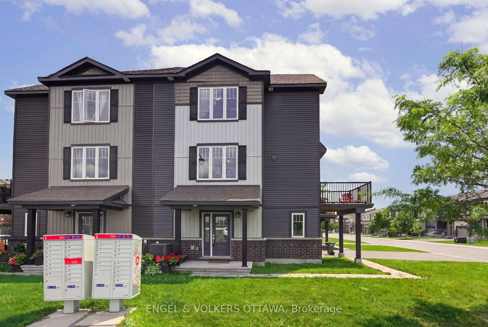 547 Clemency Crescent • Ottawa, ON photo 28