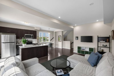 547 Clemency Crescent • Ottawa, ON photo 9