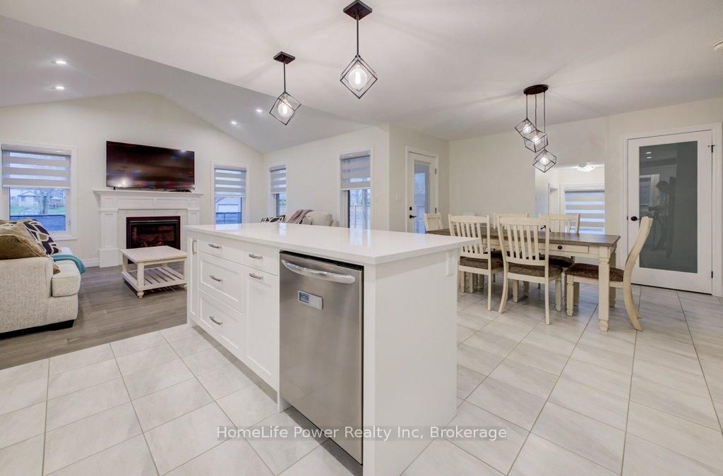 4 Livingston Drive • Tillsonburg, ON photo 17
