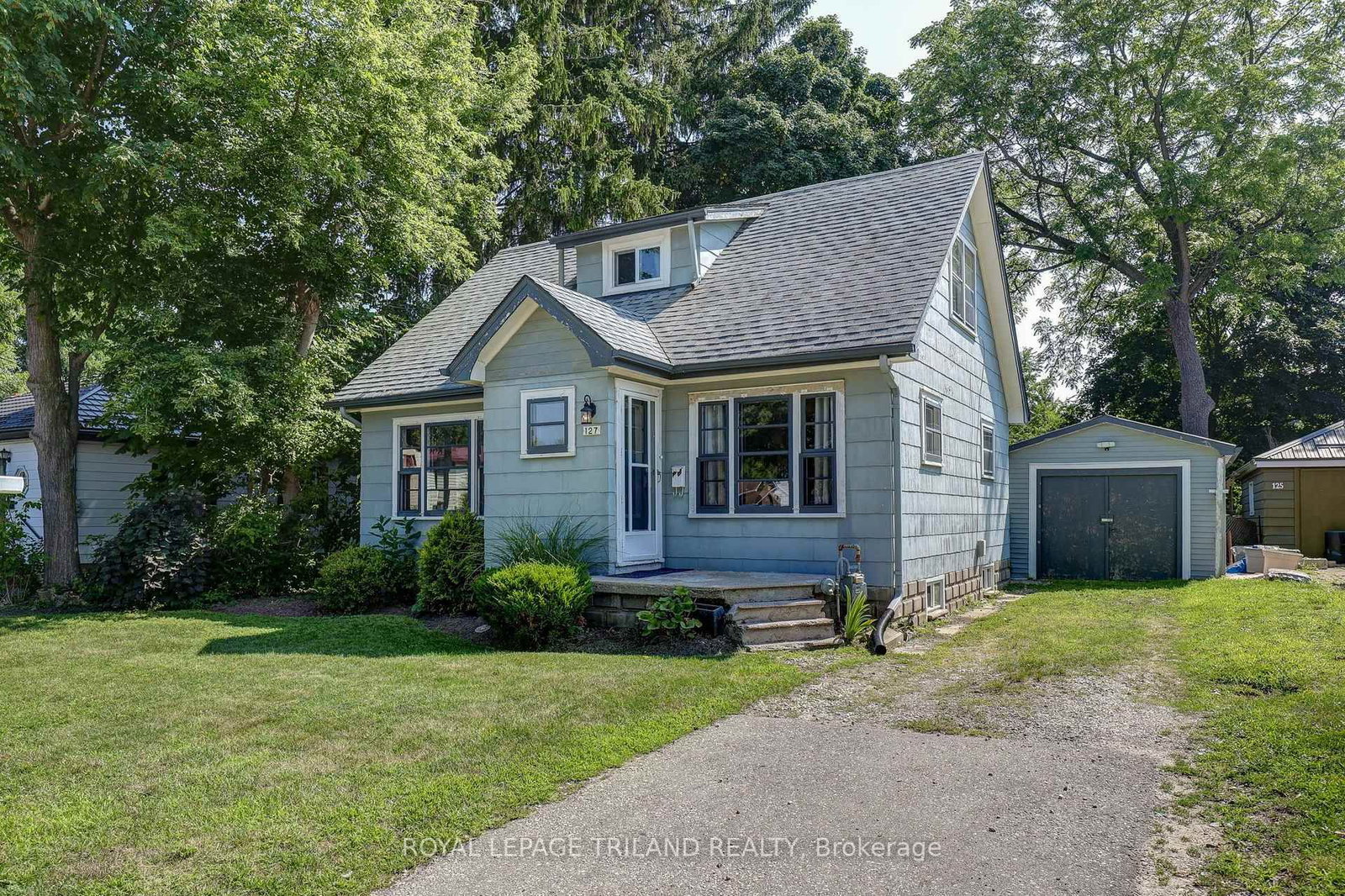 Listing Image 4