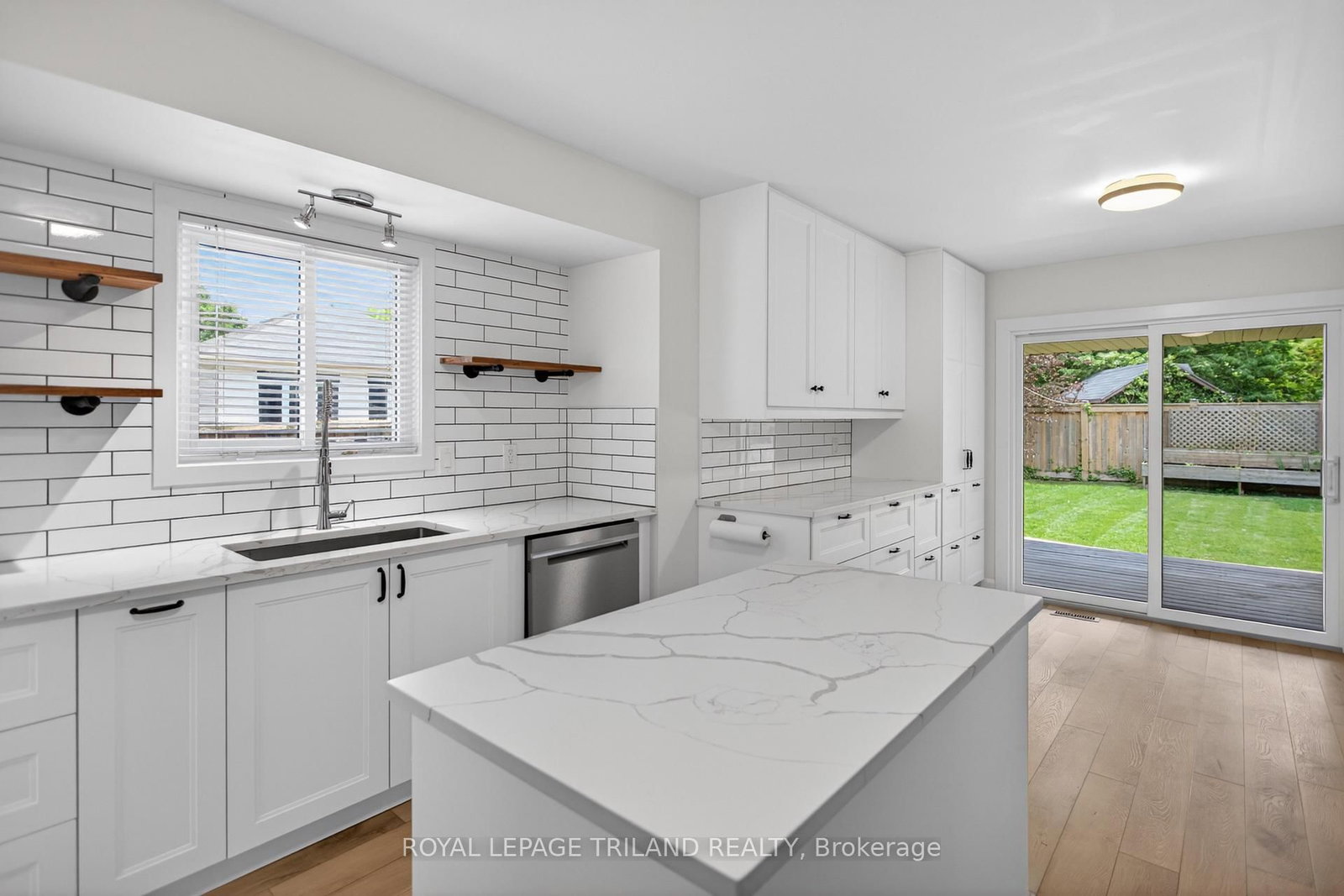 48 Cottonwood Drive • St. Thomas, ON photo 11