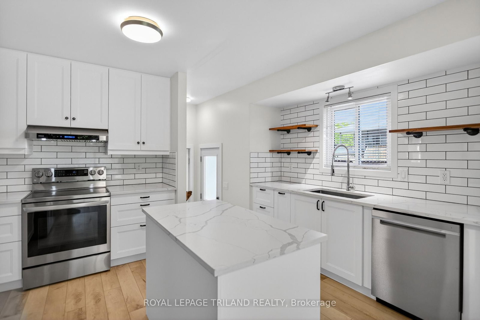 48 Cottonwood Drive • St. Thomas, ON photo 18