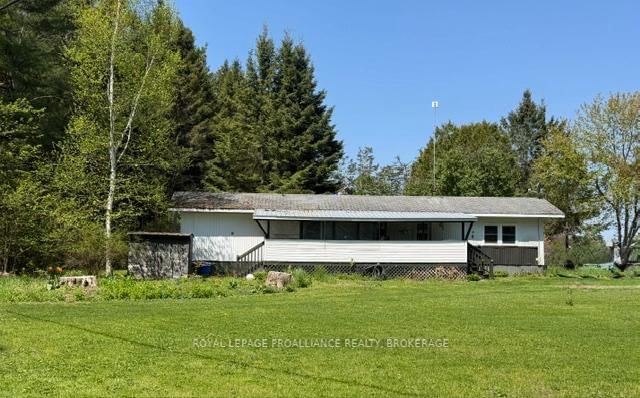 7 - 104 Ellisville Road