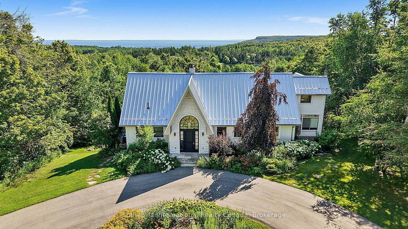 589374 19 Grey Road