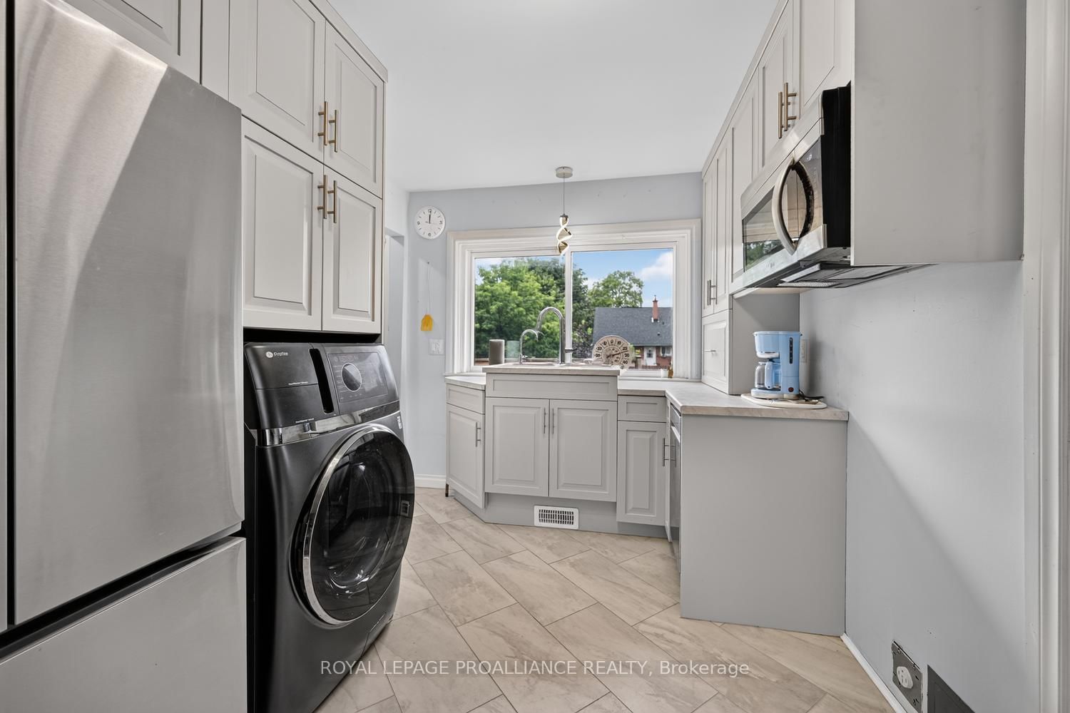 40 Aldershot Avenue • Brockville, ON photo 11