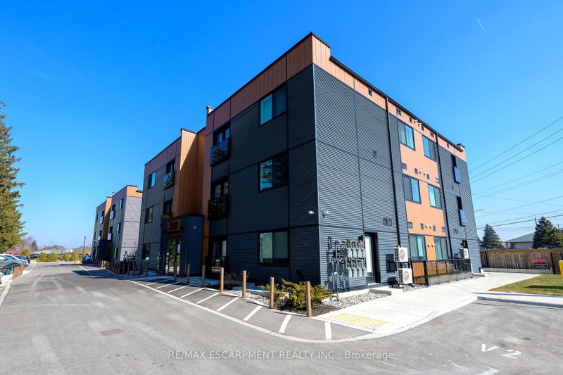303 - 259 King Street E