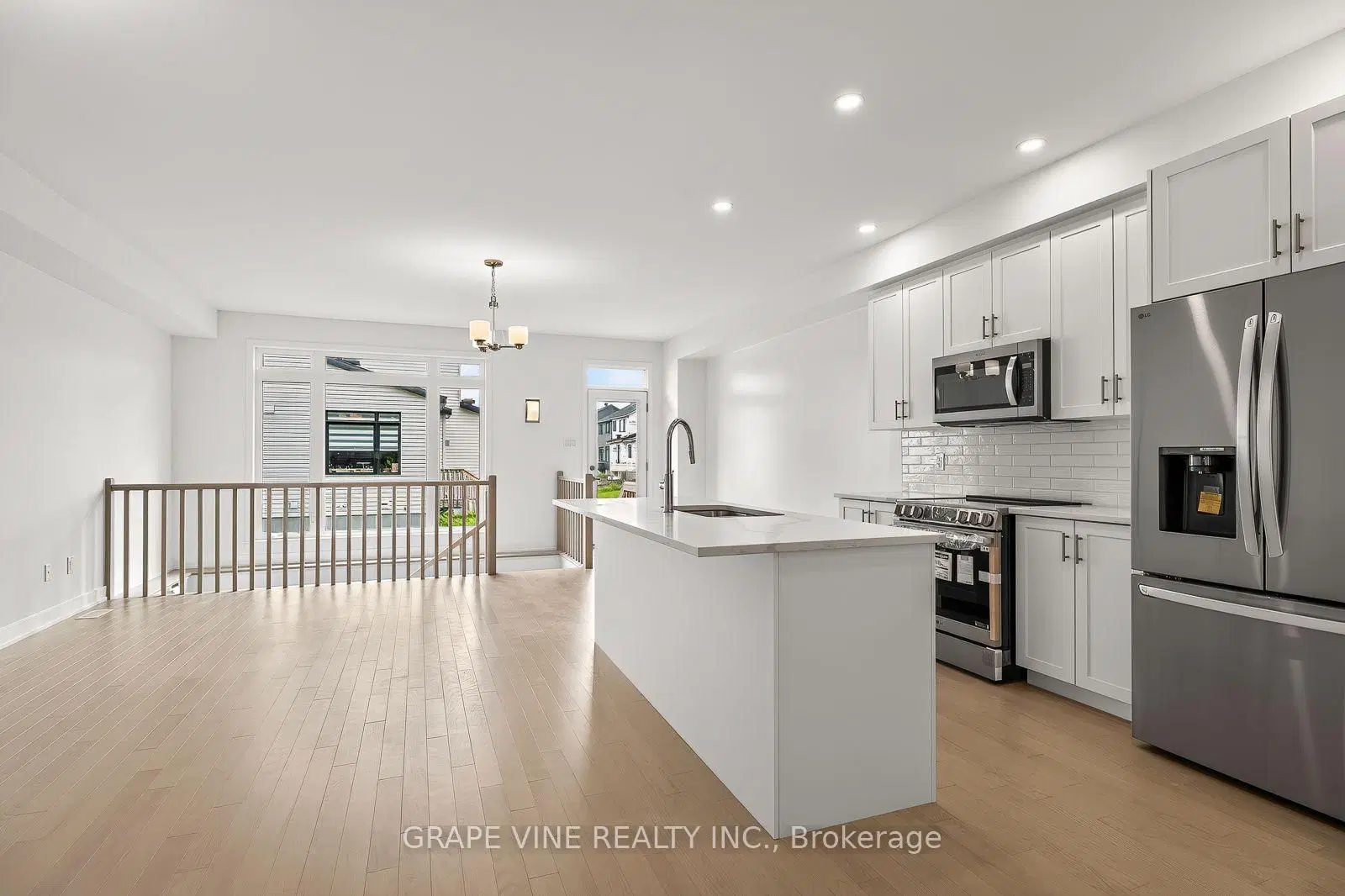239 Monticello Avenue, Stittsville, ON — photo 7