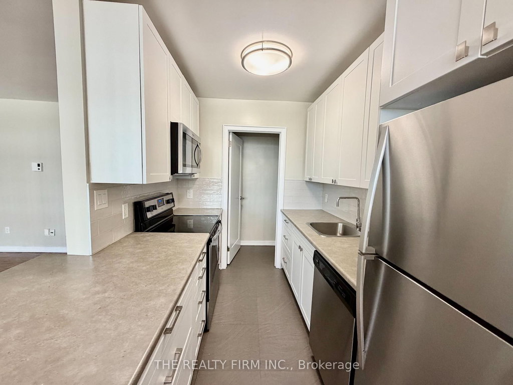 703 - 1209 Richmond Street 4