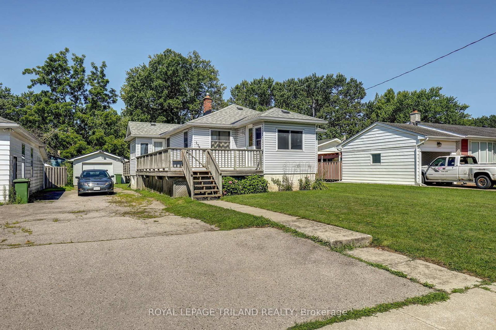 Listing Image 3