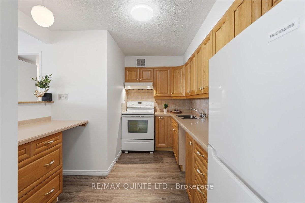 344 Front Street • #201 • Belleville, ON photo 10