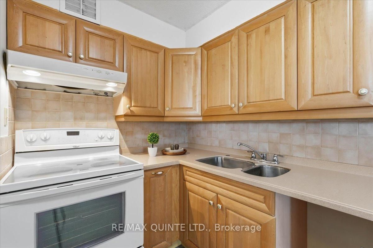 344 Front Street • #201 • Belleville, ON photo 13