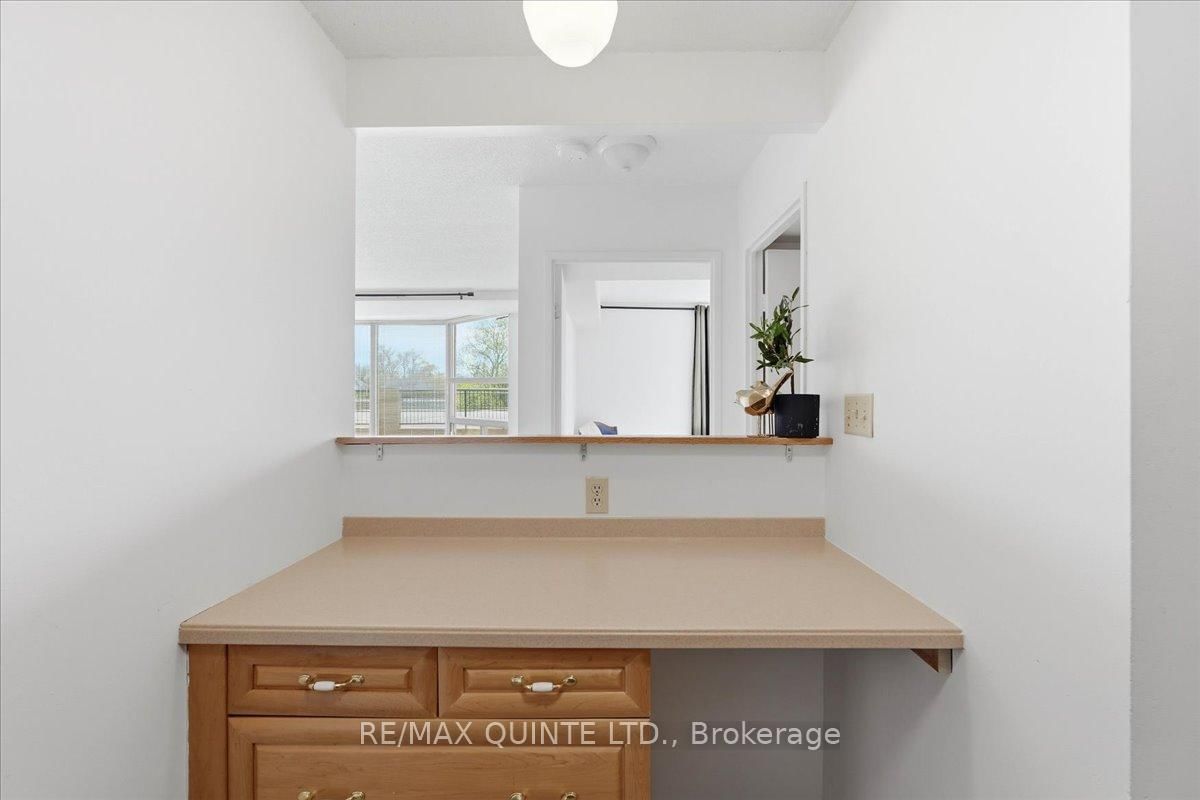 344 Front Street • #201 • Belleville, ON photo 15