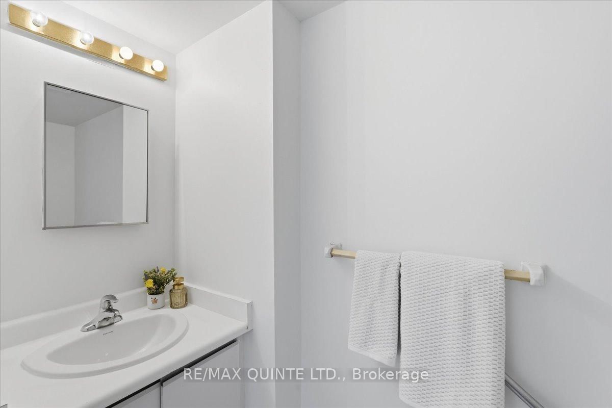 344 Front Street • #201 • Belleville, ON photo 25