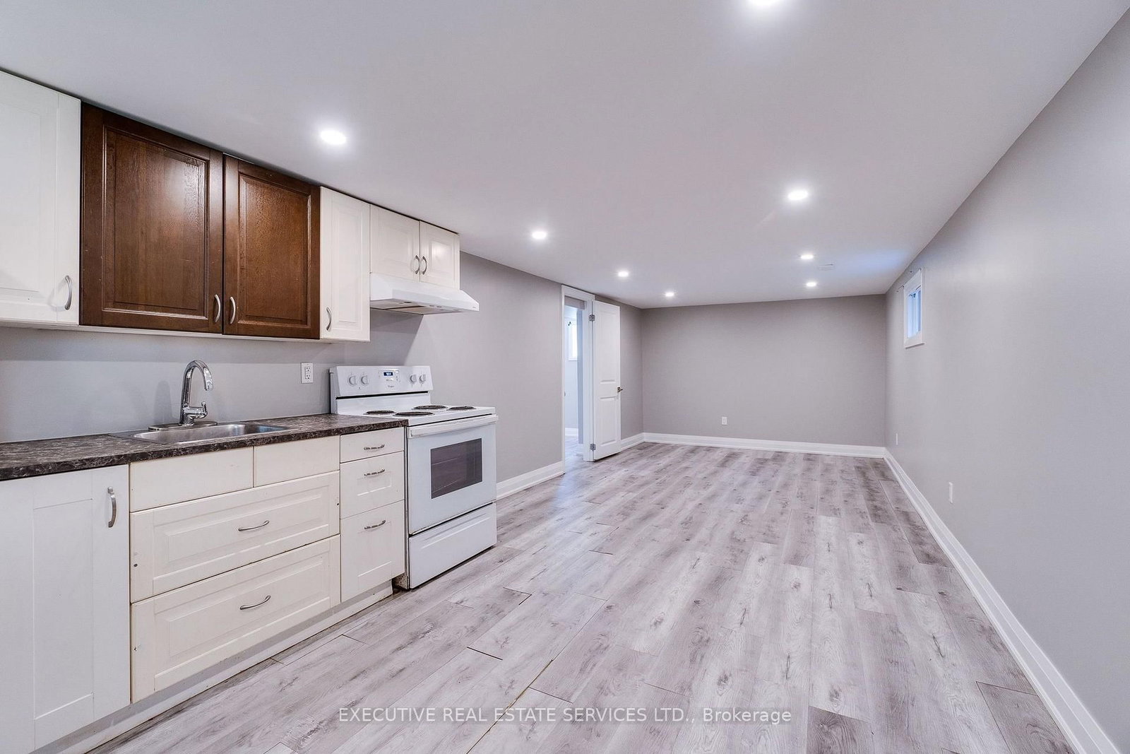 213 East 32nd Street • Hamilton, ON photo 38