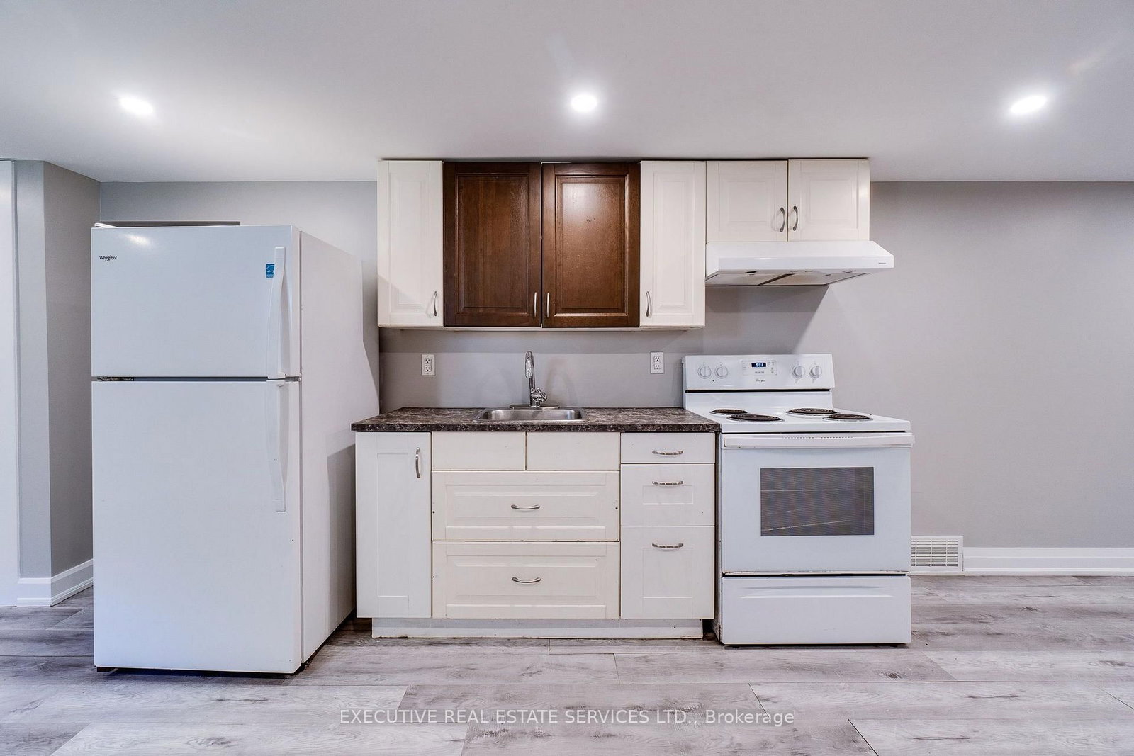 213 East 32nd Street • Hamilton, ON photo 39