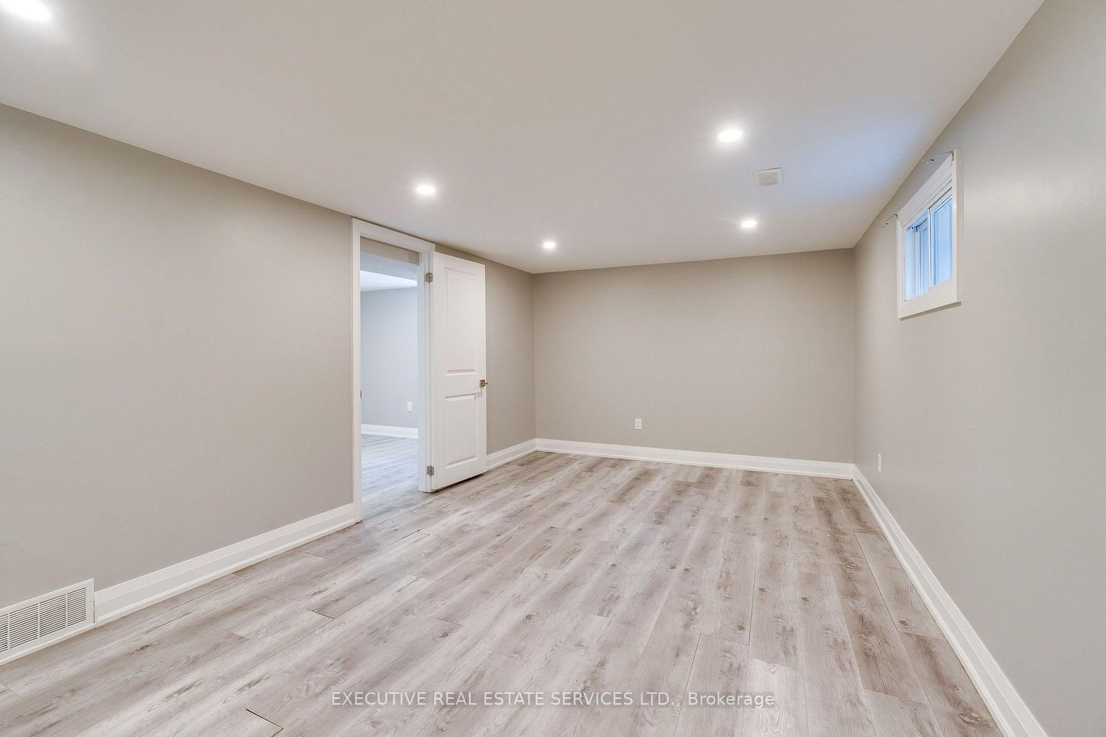 213 East 32nd Street • Hamilton, ON photo 42
