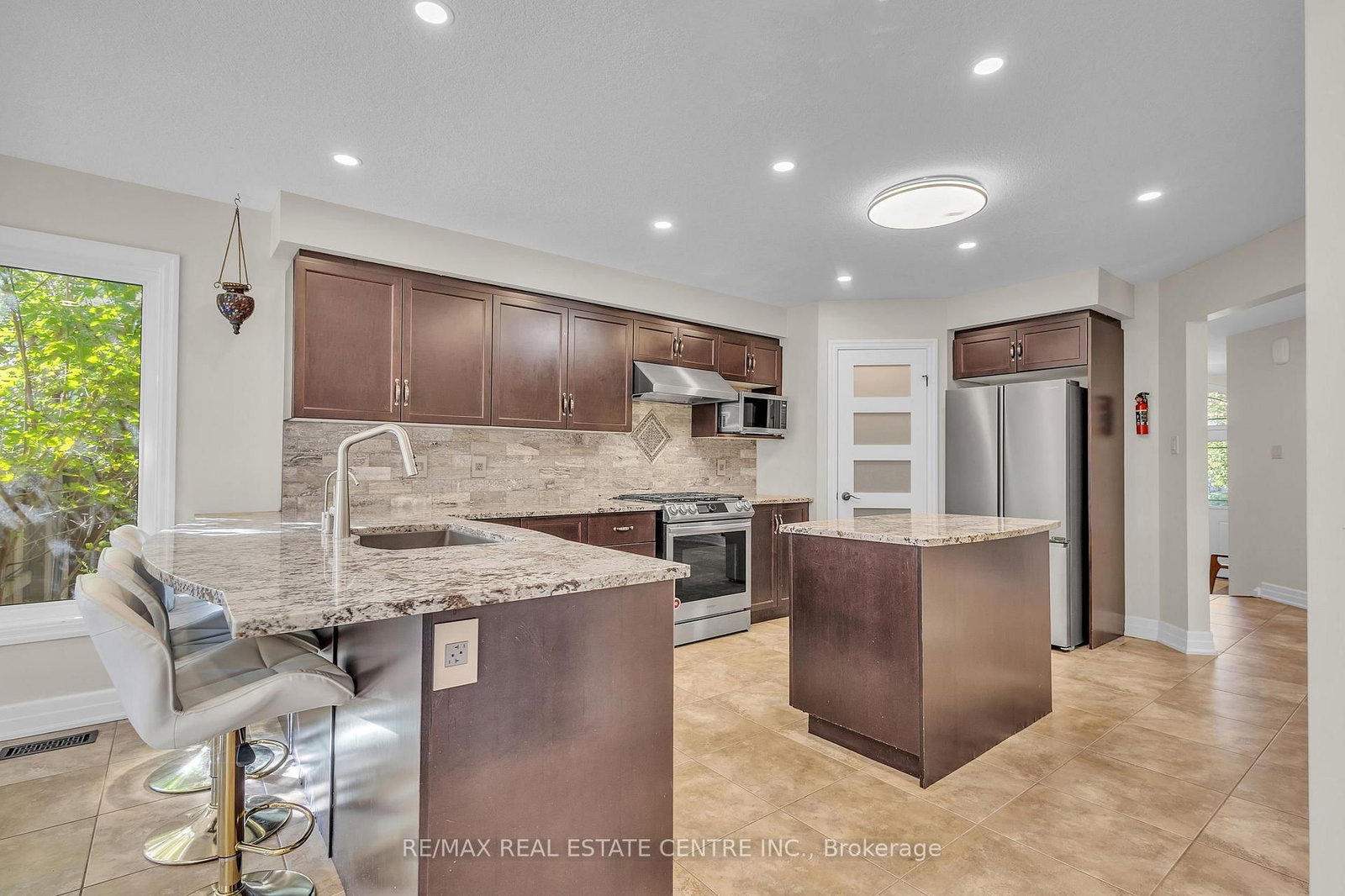 237 Goodwin Drive • Guelph, ON photo 15