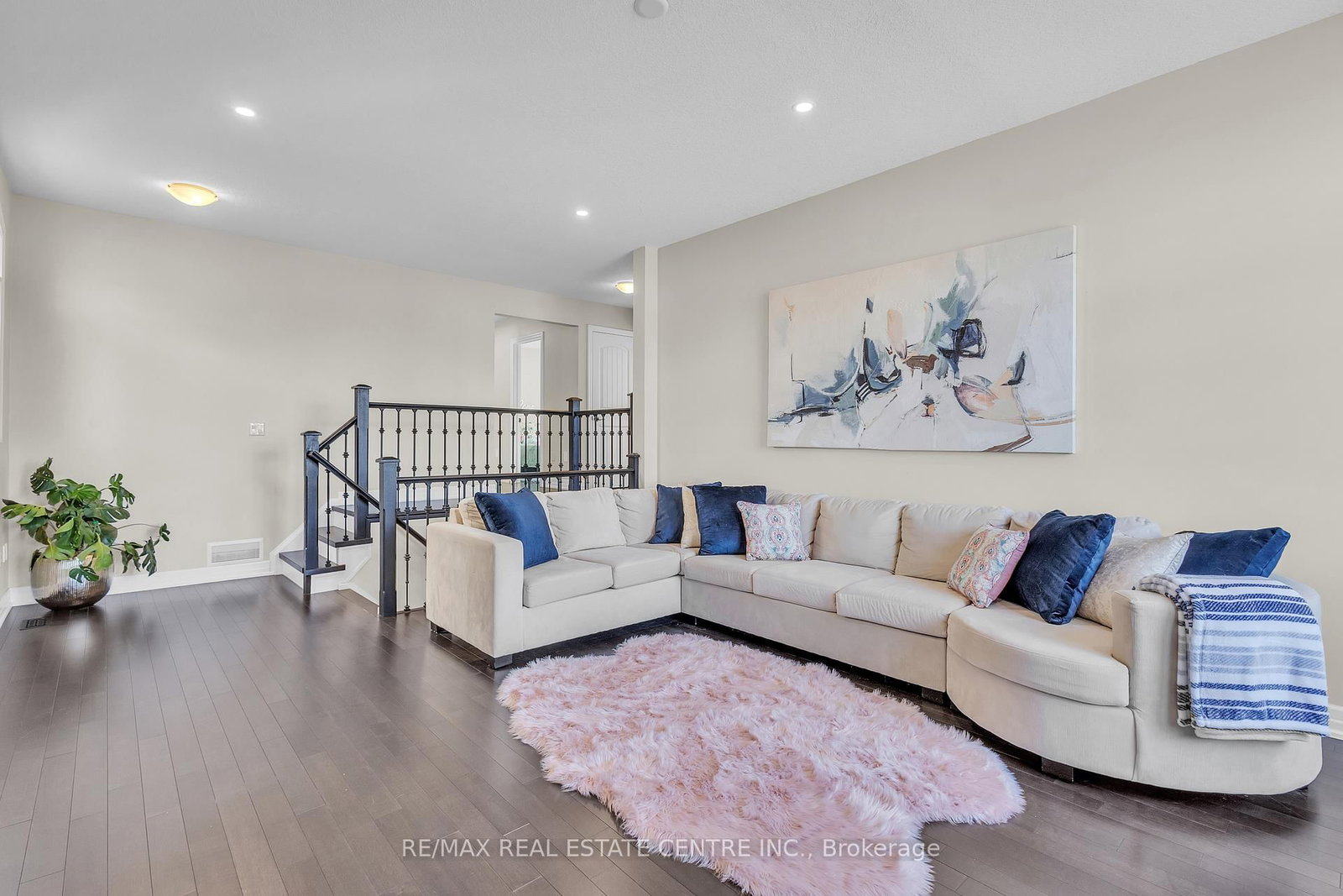 237 Goodwin Drive • Guelph, ON photo 19