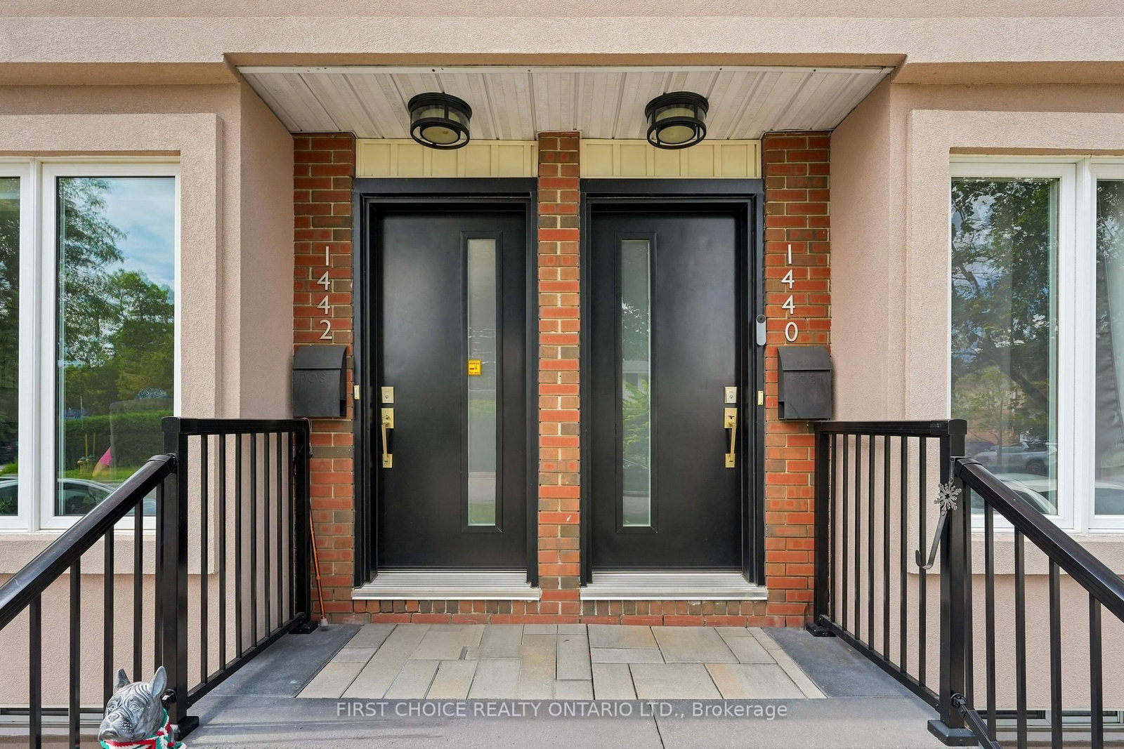 Listing Image 3