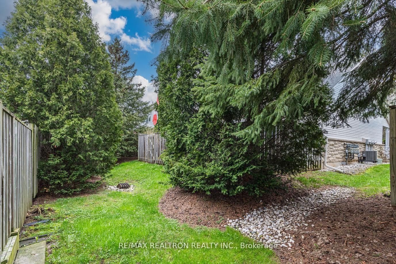 81 Valridge Drive • #35 • Hamilton, ON photo 19